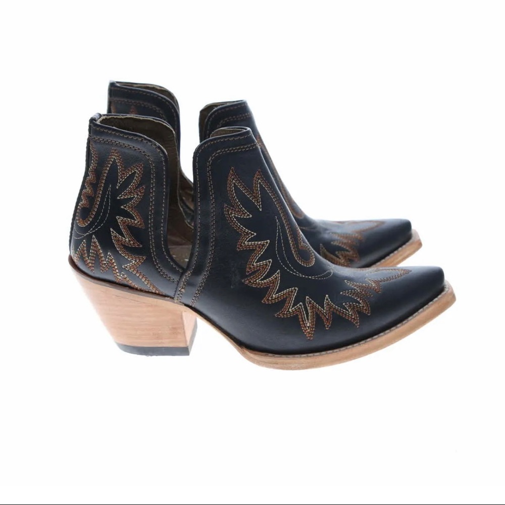 Ariat Dixon 7.5 C